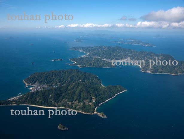 睦月島と中島(大里山、泰ノ山）伊予湾(2013/9)