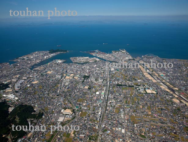 新居浜市街地と新居浜港周辺(2013/9)