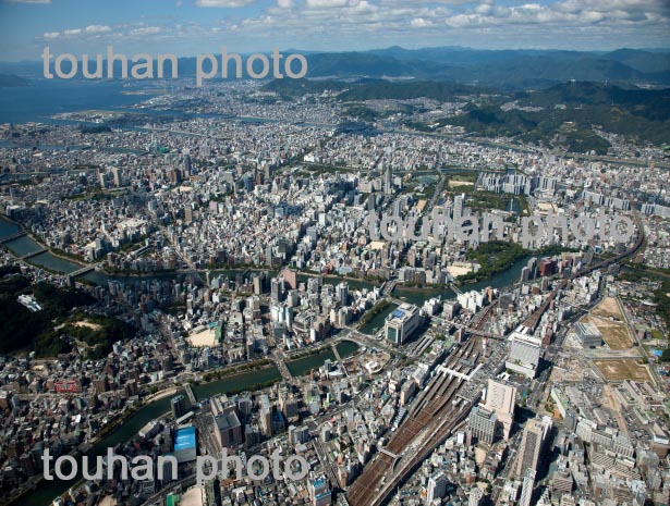 広島駅周辺より広島市街地(2013/9)