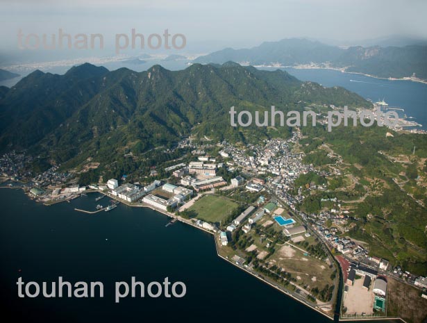 江田島の海上自衛隊施設基地周辺より古鷹山,クマン岳周辺(2013/10)