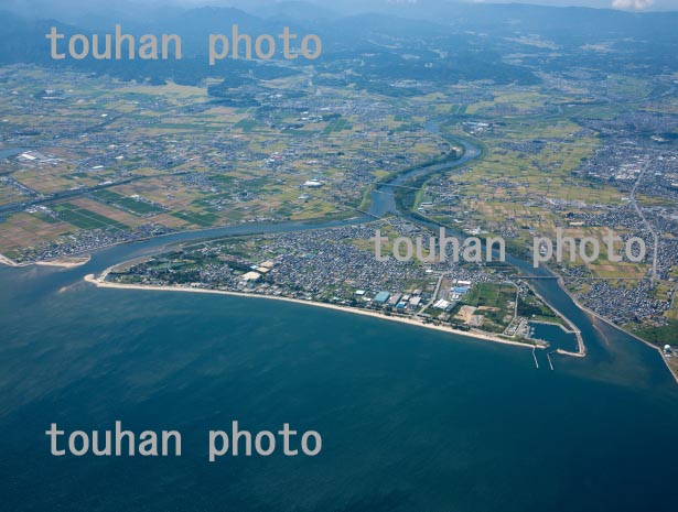 伊勢湾より雲出川河口(三角州)香良洲町(2013/8)