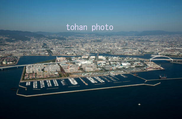 尼崎西宮芦屋港と西宮浜より西宮市街地(2014/10)