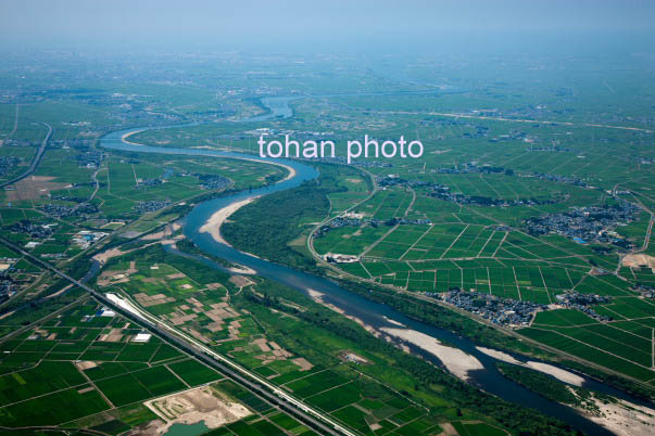 阿賀野川と早出川(秋葉区周辺より河口方面)(2014/8)