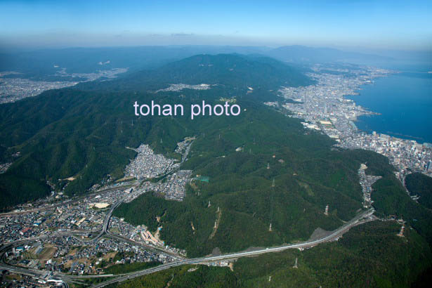 稲葉台,千石代の山並みと大津市街地と琵琶湖(2014/10)