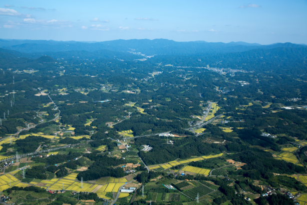 阿武隈山地(松川町金沢周辺より霊山方面)(2015/9)