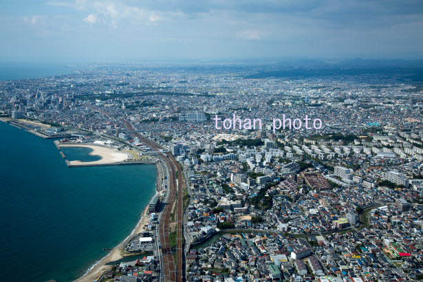 朝霧駅周辺より明石駅と明石市街地(2015/10)