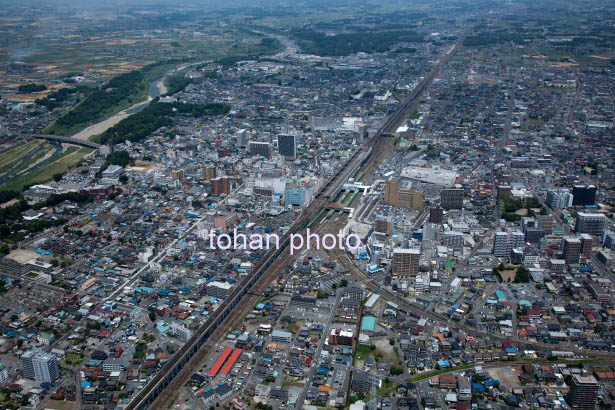 小山駅と小山市街地(2015/6)