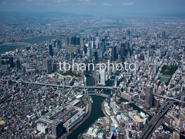 中之島周辺より大阪駅(2016/6)