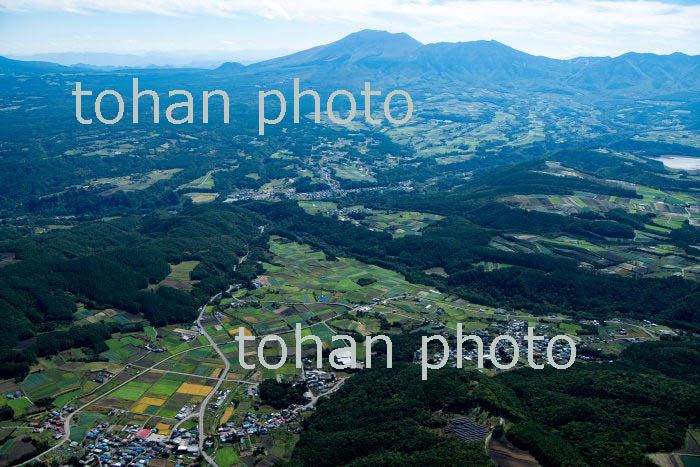 嬬恋村の高原野菜地区(干俣地区より浅間山方面)(2018/10)