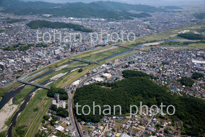 男浅間山神社より渡良瀬川と足利市街地(2018/5)