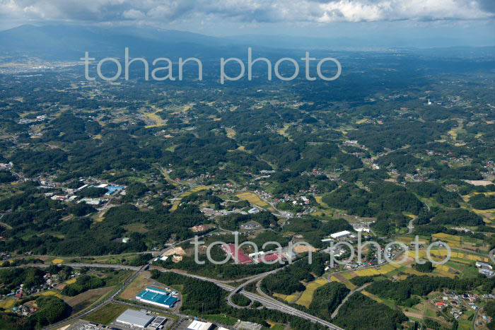 阿武隈高地(福島県田村郡三春町周辺より福島市方面)(2021/10)