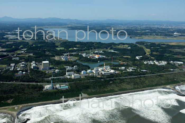 鹿島灘より日本原子力研究開発機構大洗研究所(2021/10)