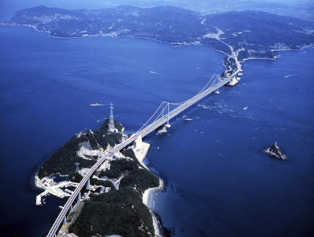 大鳴門橋(鳴門海峡)(1985/4)