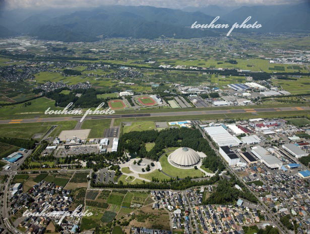 やまびこドームと松本空港周辺(2012/8)