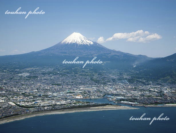 富士市(田子の浦)より富士山(2012/5)