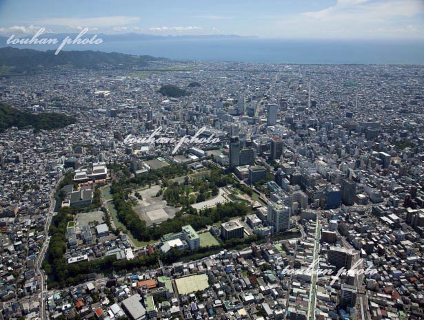 駿府城跡,駿府公園,県庁周辺より静岡駅と静岡市街地(2012/8)