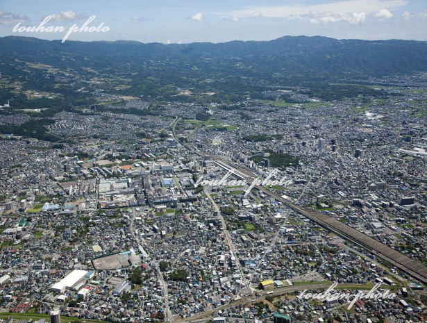 三島駅と三島市街地(2012/8)