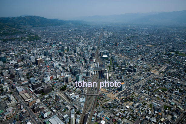 長野駅と長野市街地(2015/5)