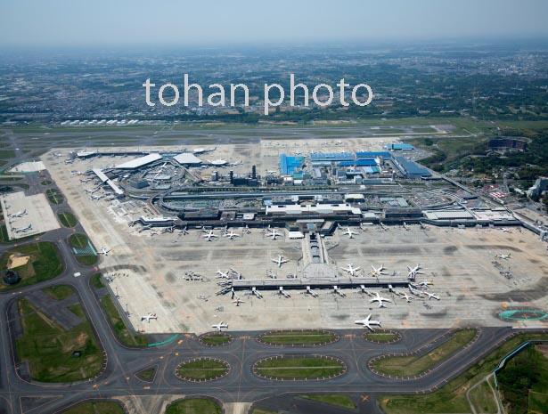 成田国際空港(第二ターミナルより第一ターミナル,貨物地区周辺)(2016/5)