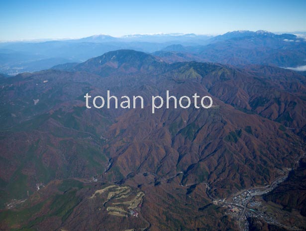 紅葉の平谷村,長者峰,高嶺周辺より恵那山,御岳岳方面(2016/11)