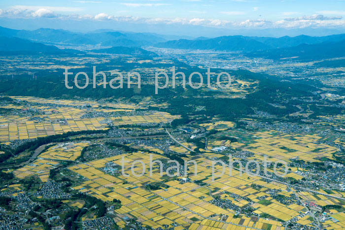 佐久盆地(佐久平)佐久平駅周辺より上田方面(2018/10)