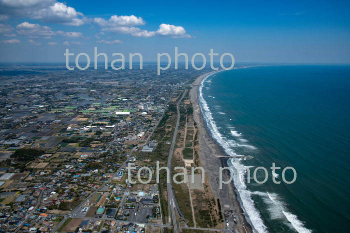 九十九里浜(最南端,釣ヶ崎海岸広場付近より銚子方面)(2019/4)