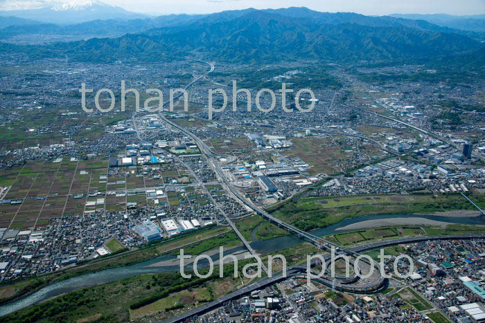 新東名高速道路(海老名南JCTと厚木南ICより伊勢原JCT方面)(2019/4)