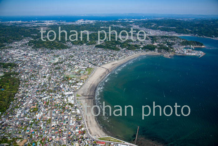 鎌倉海岸と鎌倉市街地(2019/5)