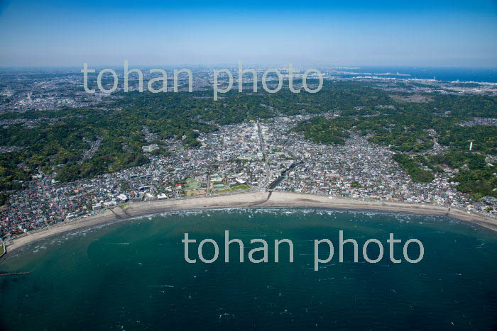 鎌倉海岸より鎌倉市街地(2019/5)