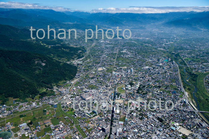 甲府盆地(石和温泉周辺より山梨市,塩山方面)(2019/9)