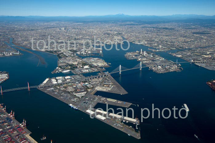 名古屋港より名古屋市街地方面(2020/11)