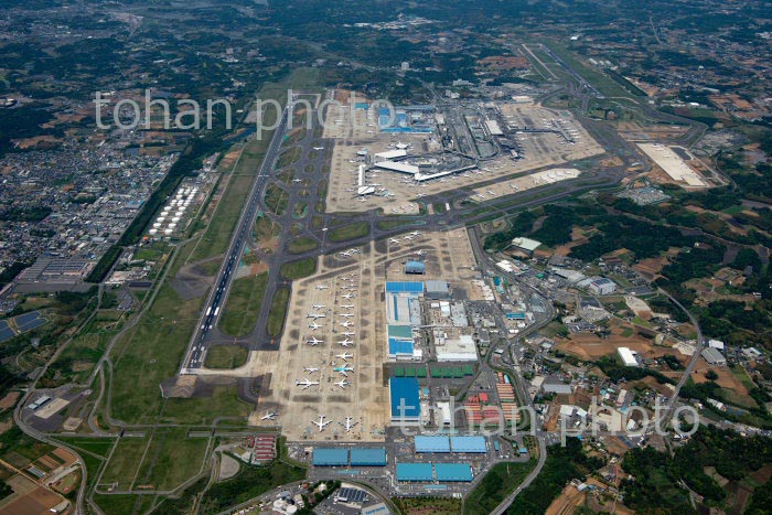 成田国際空港全景(南より北方面)(2020/5)