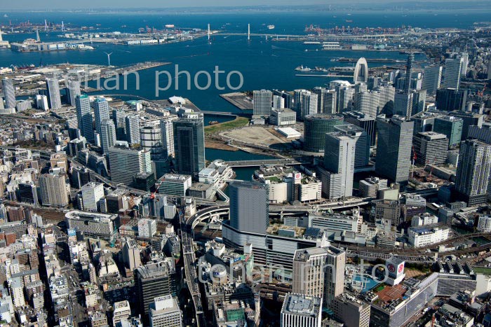 横浜駅周辺より横浜港方面(2020/3)