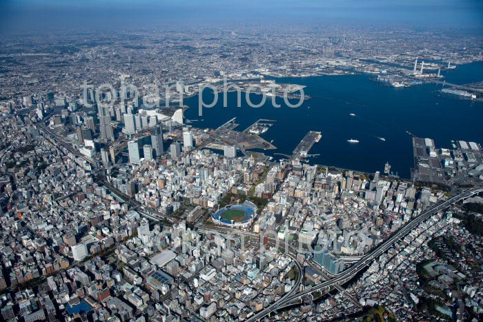 横浜市街地(石川町,関内周辺より横浜港)(2020/11)