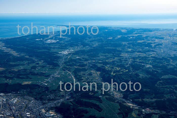 牧之原台地(島田市金谷周辺より牧之原台地方面)(2020/11)