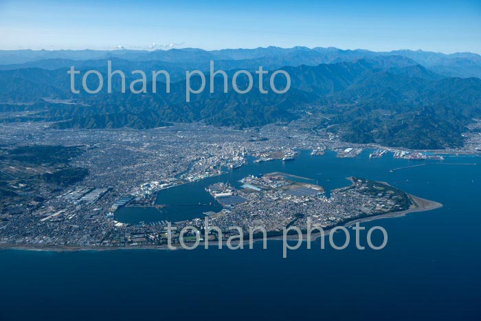 清水港,三保松原と清水市街地(2020/11)