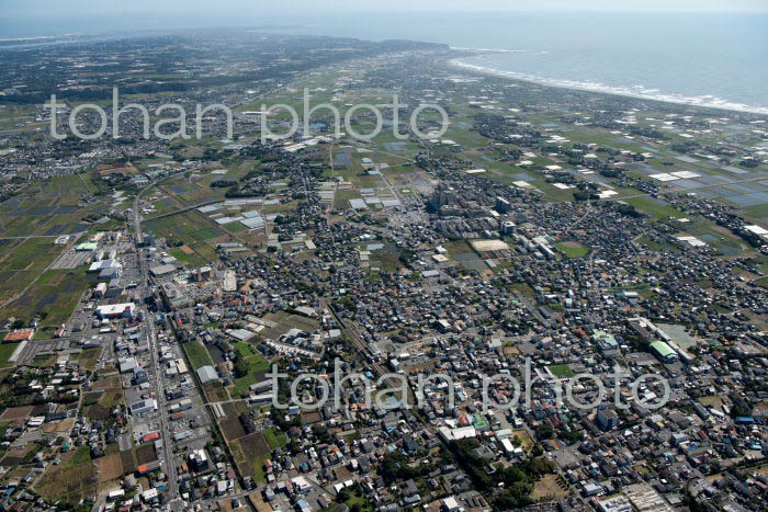 旭市の街並みと旭駅周辺と九十九里平野(銚子方面)(2021/10)