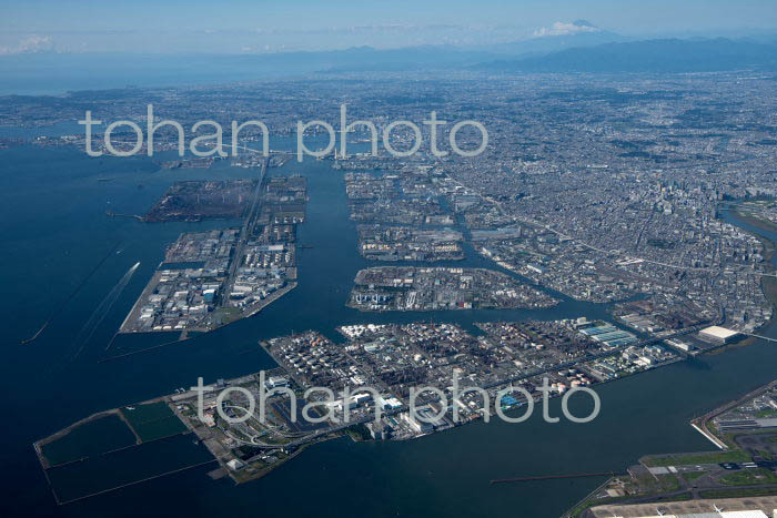 京浜工業地帯(川崎港より横浜港方面)(2021/10)