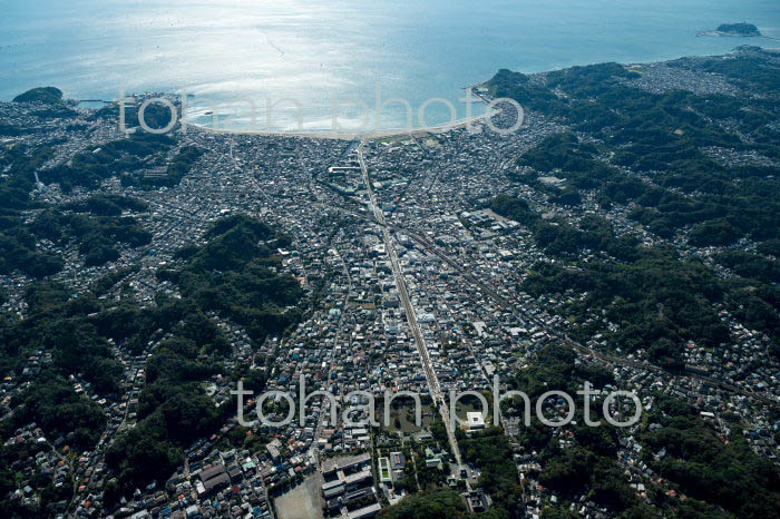 鎌倉市街地より相模湾(2021/10)