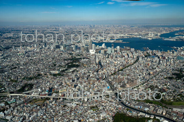 南太田駅,吉野町,阪東橋周辺よりみなとみらい地区と横浜港方面(2021/10)