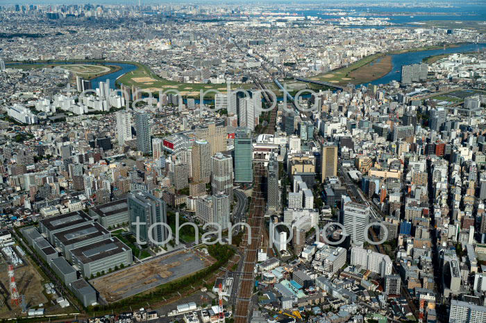 川崎駅周辺より東京の街並み(2021/10)