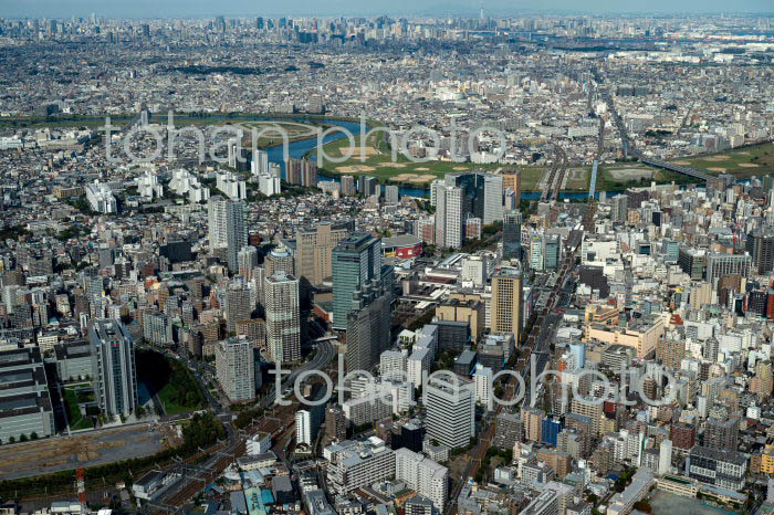 川崎駅周辺より東京の街並み(2021/10)