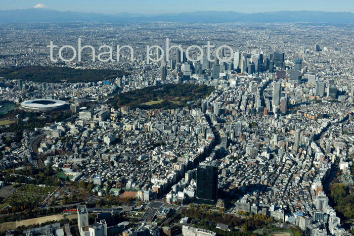 四谷駅周辺より新宿と富士山方面の街並み(2021/11)