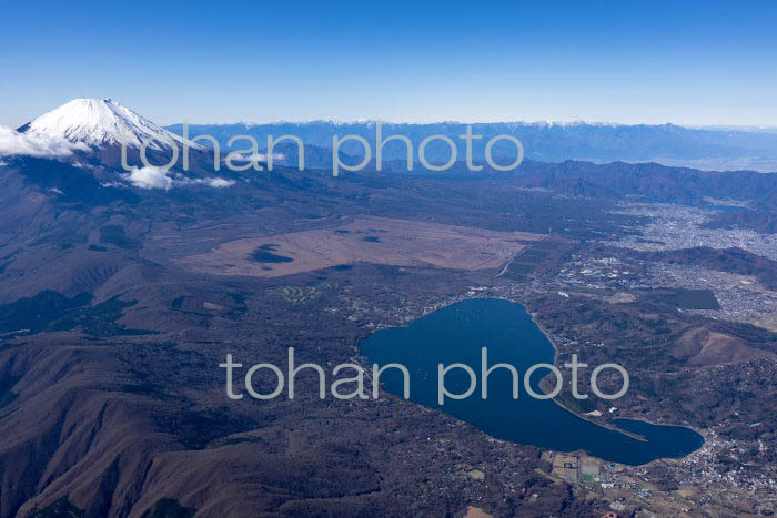 富士五湖と富士山(山中湖より本栖湖方面)(2021/11)