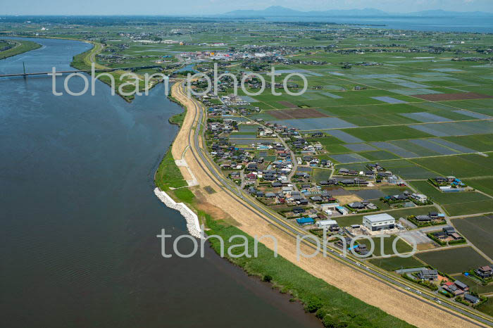 香取市北側佐原の田園地区と利根川(2022/05)