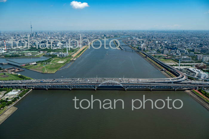 荒川(荒川河口,荒川河口橋より上流)(2022/05)