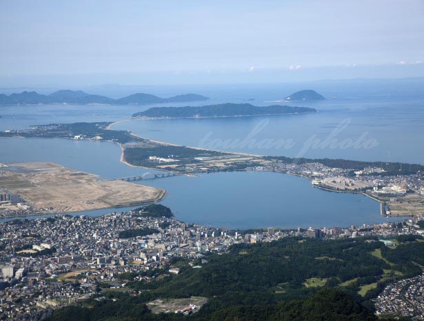 福岡市東区より海の中道(博多湾と玄界灘)(2012/10)