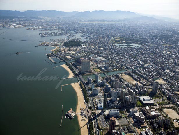 福岡タワー,シーサイドももち海浜公園,ヤフードームより福岡市街地(2012/10)