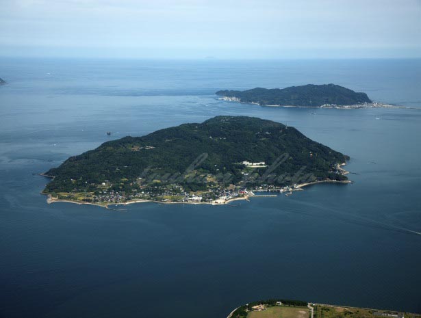 能古島と志賀島(博多湾)(2012/10)