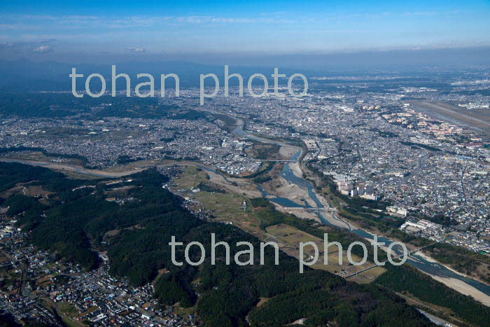 多摩川と秋川の分流地周辺(2019/11)